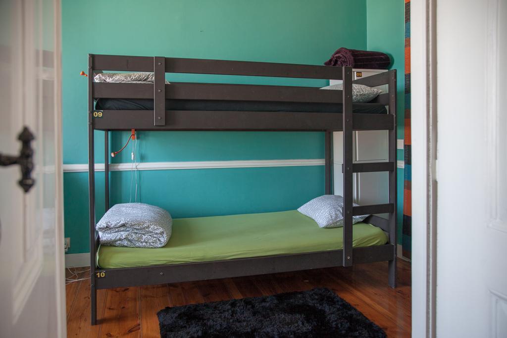 Hostel Graca 28 Lisboa Стая снимка
